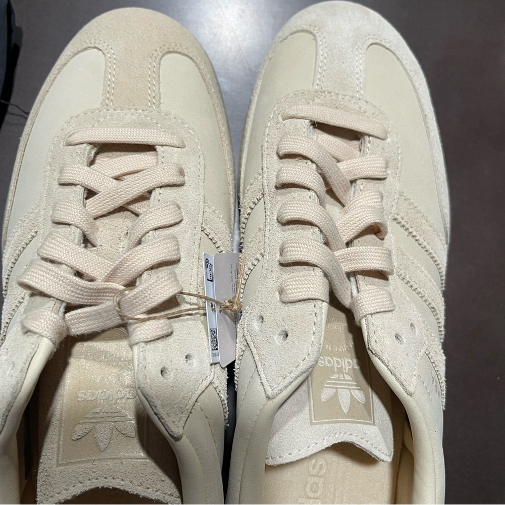 adidas Samba Sneakers in Beige - Picture 7 of 8